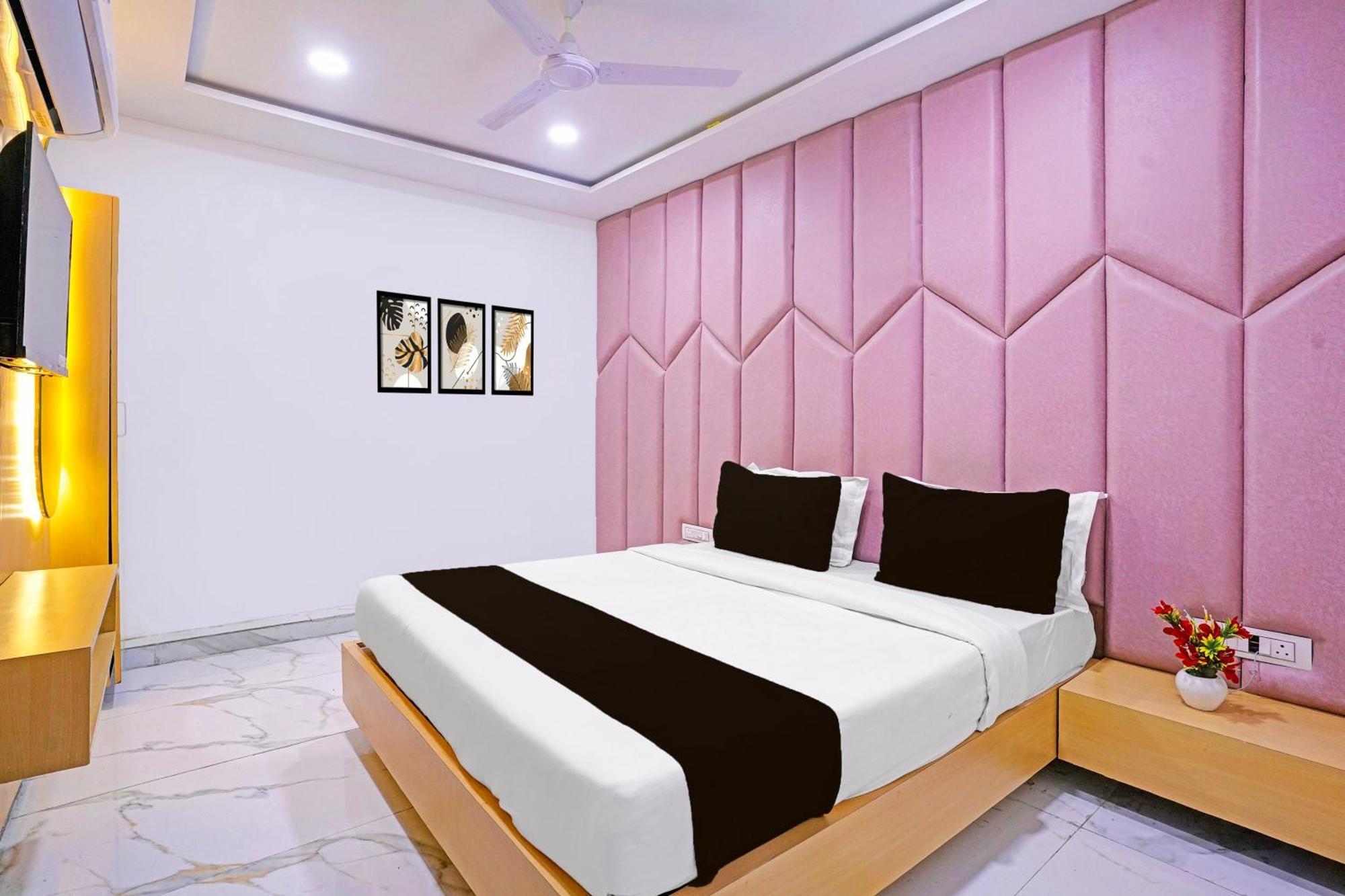 Hotel O Patang 24 Ahmedabad Exterior foto