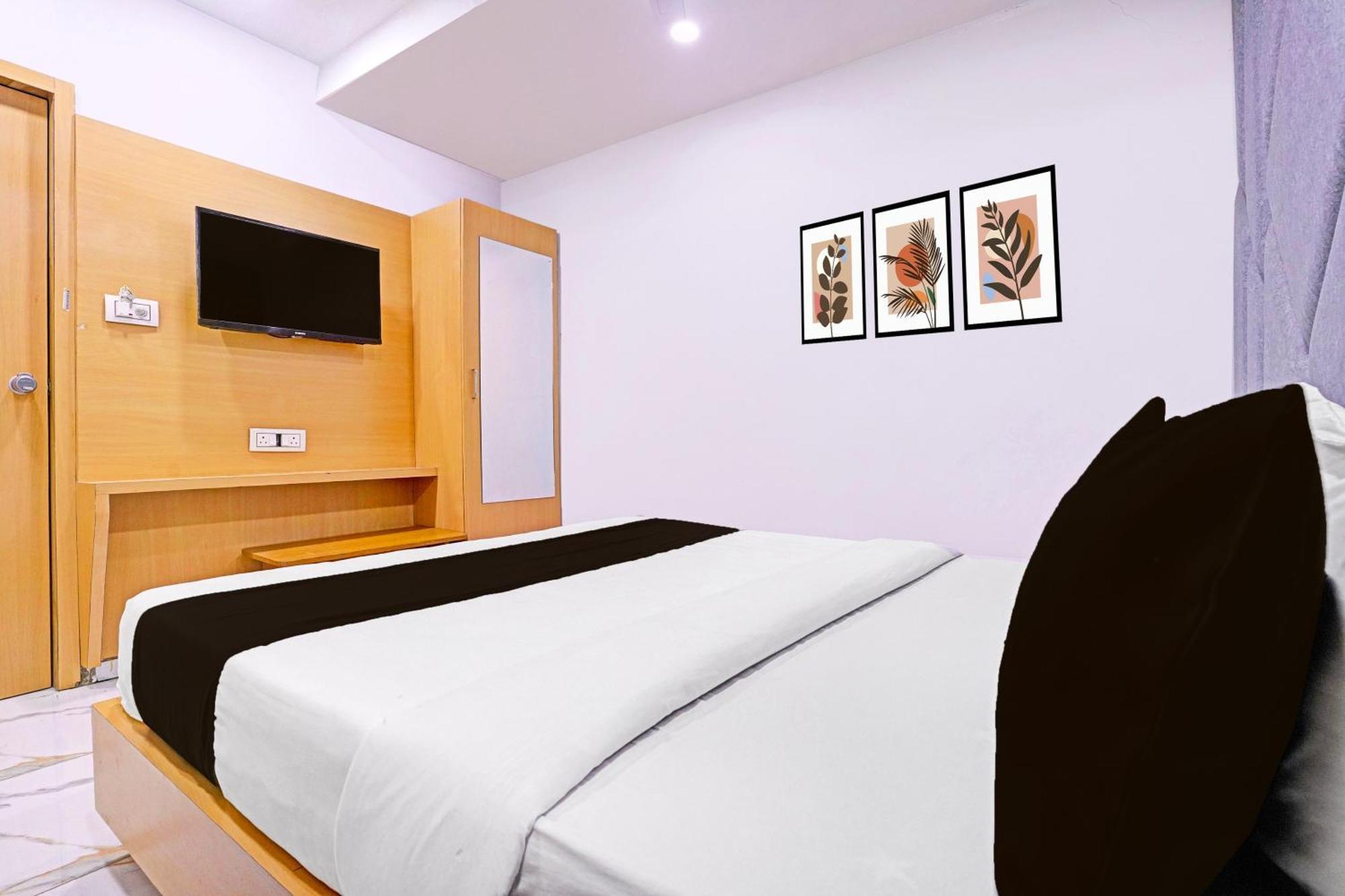 Hotel O Patang 24 Ahmedabad Exterior foto